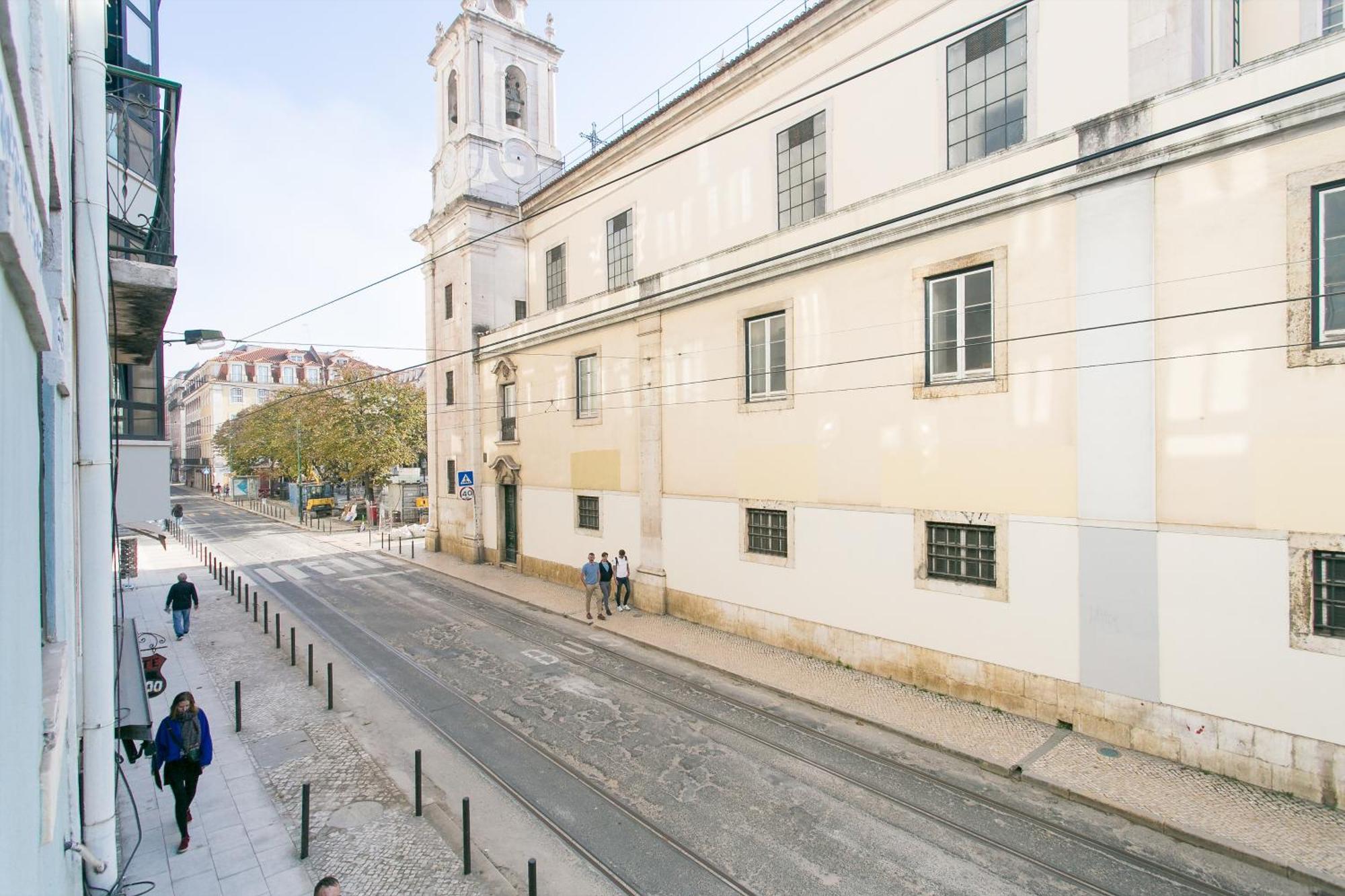 Cozy Apartment In Amazing Location! Lisboa Exteriör bild