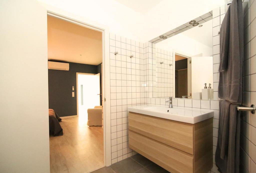 Cozy Apartment In Amazing Location! Lisboa Exteriör bild
