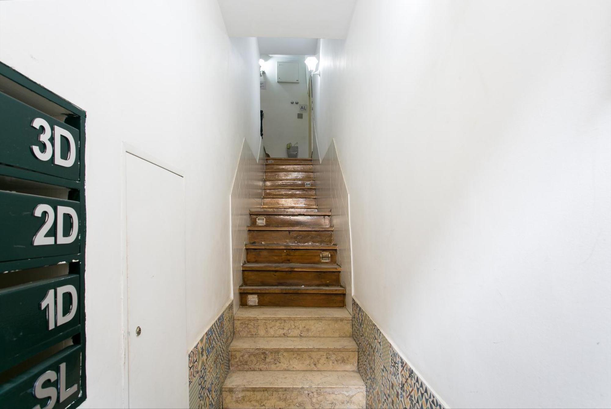Cozy Apartment In Amazing Location! Lisboa Exteriör bild